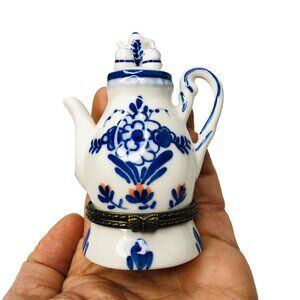 Delft Blue Hand Painted Holland Teapot Shaped Trinket Box Butterfly Clasp Gift